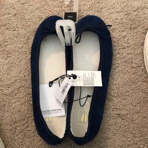 Gap flats. Brand new with tags